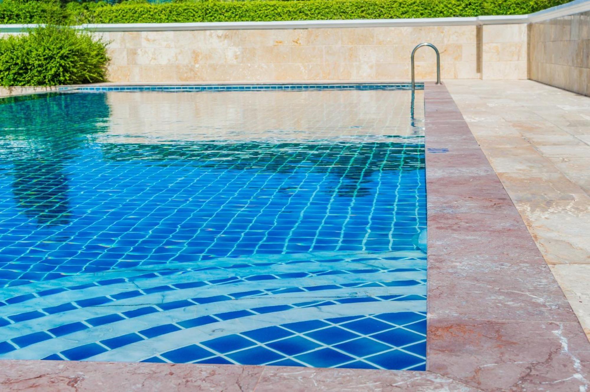 Holiday Inn Express & Suites Haltom City - Ft. Worth By Ihg エクステリア 写真
